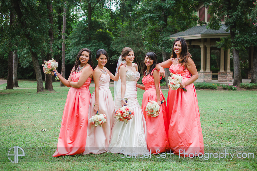 Coral Color Bridal Party Outdoor in Houston Park
